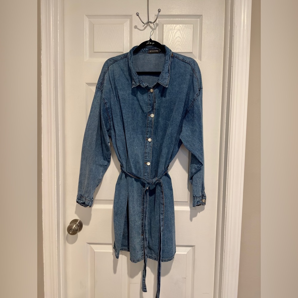 PrettyLittleThing Denim Shirt Dress Belted Button Front Blue Mini Dress Size 16 - Picture 2 of 8